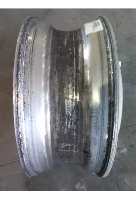 HUB PILOTED - ALUMINUM 22.5 X 8.25 WHEEL