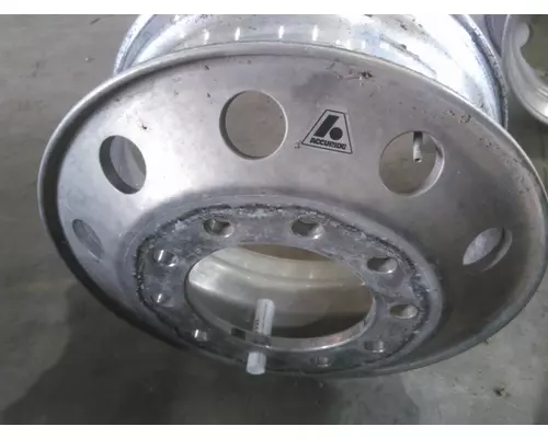 HUB PILOTED - ALUMINUM 22.5 X 8.25 WHEEL
