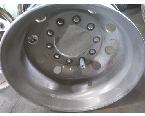 HUB PILOTED - ALUMINUM 22.5 X 8.25 WHEEL