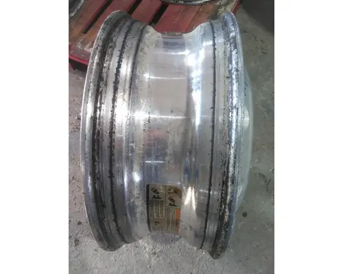 HUB PILOTED - ALUMINUM 22.5 X 8.25 WHEEL