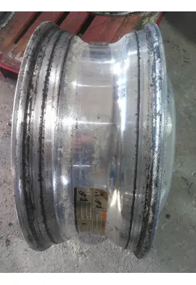 HUB PILOTED - ALUMINUM 22.5 X 8.25 WHEEL