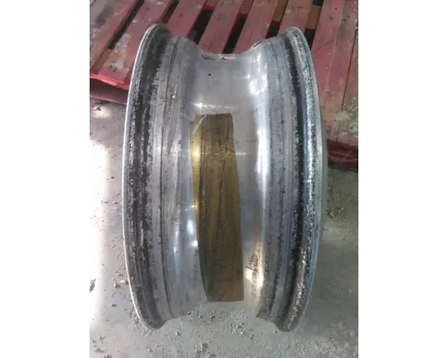 HUB PILOTED - ALUMINUM 22.5 X 8.25 WHEEL