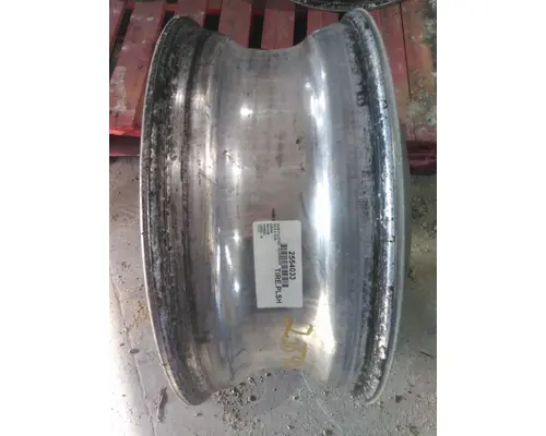 HUB PILOTED - ALUMINUM 22.5 X 8.25 WHEEL