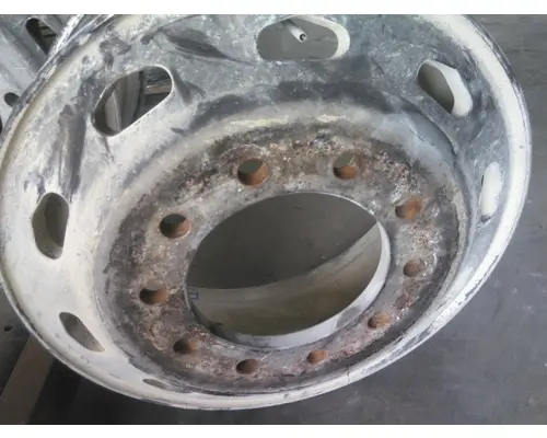 HUB PILOTED - ALUMINUM 22.5 X 8.25 WHEEL