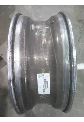 HUB PILOTED - ALUMINUM 22.5 X 8.25 WHEEL