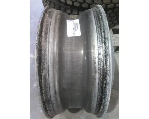 HUB PILOTED - ALUMINUM 22.5 X 8.25 WHEEL