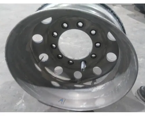 HUB PILOTED - ALUMINUM 22.5 X 8.25 WHEEL