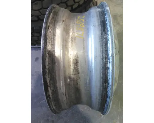 HUB PILOTED - ALUMINUM 22.5 X 8.25 WHEEL