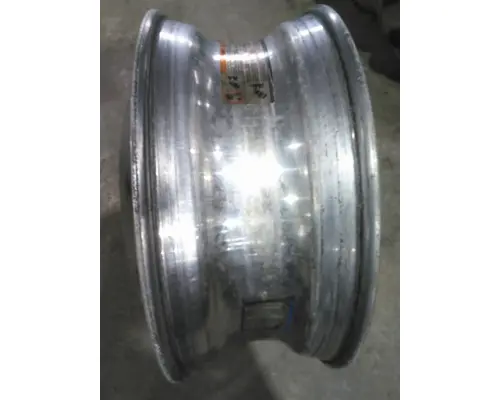 HUB PILOTED - ALUMINUM 22.5 X 8.25 WHEEL