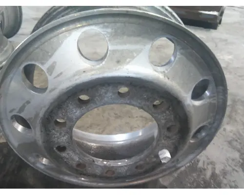 HUB PILOTED - ALUMINUM 22.5 X 8.25 WHEEL