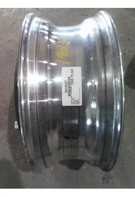 HUB PILOTED - ALUMINUM 22.5 X 8.25 WHEEL