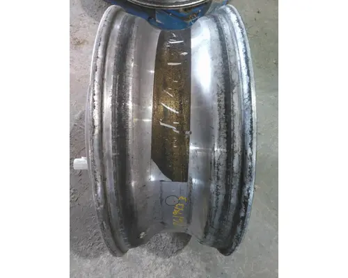 HUB PILOTED - ALUMINUM 22.5 X 8.25 WHEEL