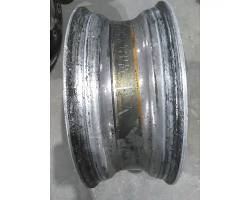 HUB PILOTED - ALUMINUM 22.5 X 8.25 WHEEL