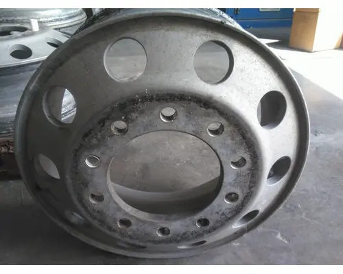 HUB PILOTED - ALUMINUM 22.5 X 8.25 WHEEL