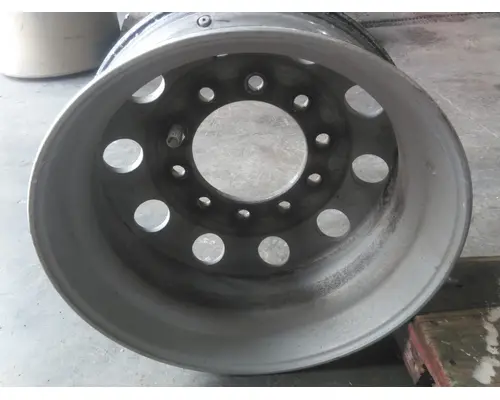 HUB PILOTED - ALUMINUM 22.5 X 8.25 WHEEL