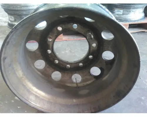 HUB PILOTED - ALUMINUM 22.5 X 8.25 WHEEL