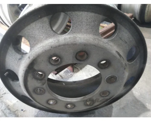 HUB PILOTED - ALUMINUM 22.5 X 8.25 WHEEL