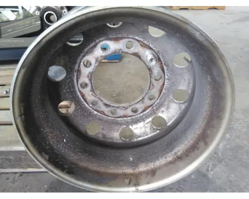 HUB PILOTED - ALUMINUM 22.5 X 8.25 WHEEL
