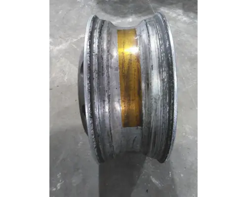 HUB PILOTED - ALUMINUM 22.5 X 8.25 WHEEL