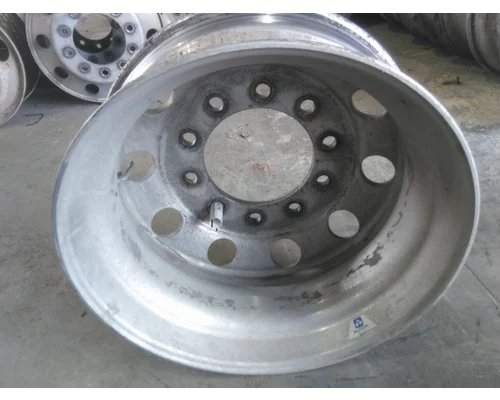 HUB PILOTED - ALUMINUM 22.5 X 8.25 WHEEL
