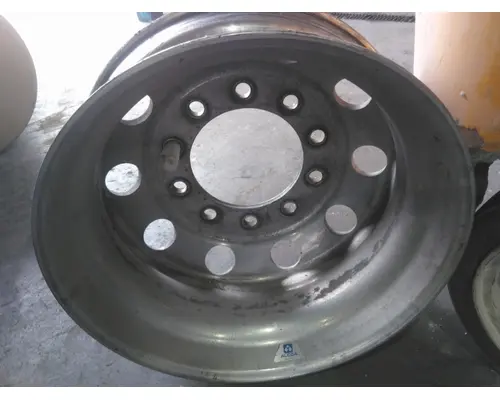 HUB PILOTED - ALUMINUM 22.5 X 8.25 WHEEL