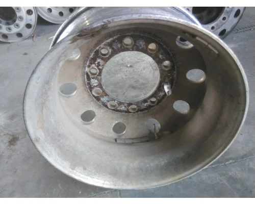 HUB PILOTED - ALUMINUM 22.5 X 8.25 WHEEL