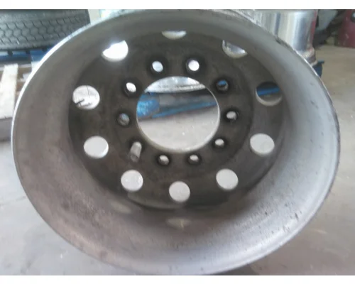HUB PILOTED - ALUMINUM 22.5 X 8.25 WHEEL
