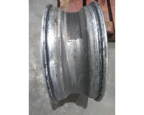 HUB PILOTED - ALUMINUM 22.5 X 8.25 WHEEL