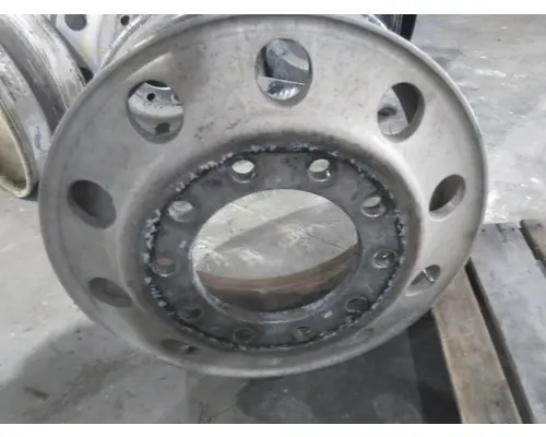 HUB PILOTED - ALUMINUM 22.5 X 8.25 WHEEL
