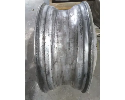 HUB PILOTED - ALUMINUM 22.5 X 8.25 WHEEL