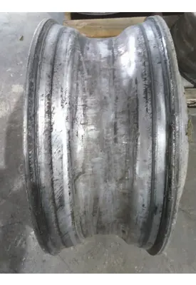 HUB PILOTED - ALUMINUM 22.5 X 8.25 WHEEL