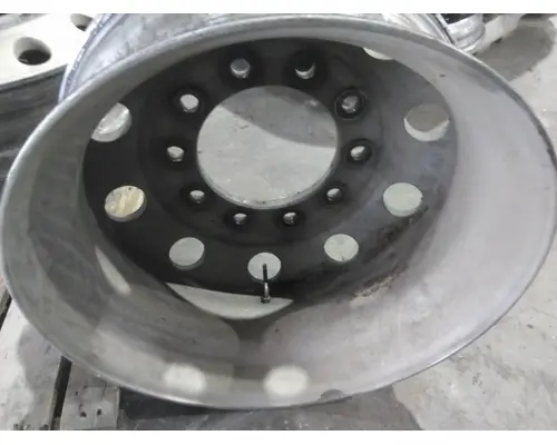 HUB PILOTED - ALUMINUM 22.5 X 8.25 WHEEL