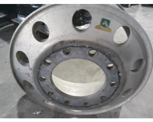 HUB PILOTED - ALUMINUM 22.5 X 8.25 WHEEL