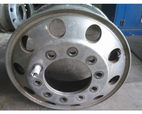 HUB PILOTED - ALUMINUM 22.5 X 8.25 WHEEL