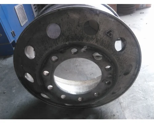 HUB PILOTED - ALUMINUM 22.5 X 8.25 WHEEL