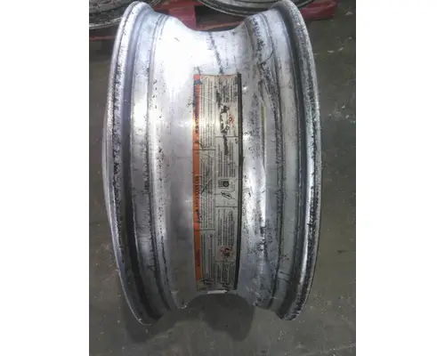 HUB PILOTED - ALUMINUM 22.5 X 8.25 WHEEL