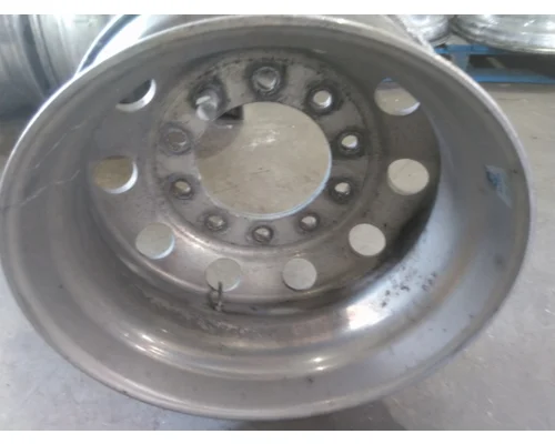 HUB PILOTED - ALUMINUM 22.5 X 8.25 WHEEL