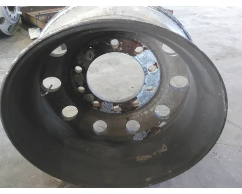 HUB PILOTED - ALUMINUM 22.5 X 8.25 WHEEL