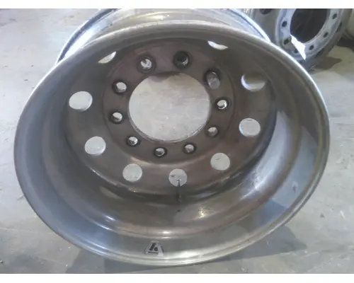 HUB PILOTED - ALUMINUM 22.5 X 8.25 WHEEL