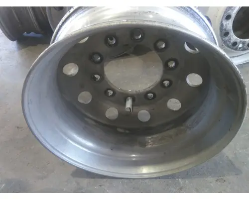 HUB PILOTED - ALUMINUM 22.5 X 8.25 WHEEL