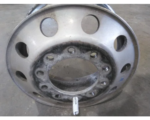 HUB PILOTED - ALUMINUM 22.5 X 8.25 WHEEL