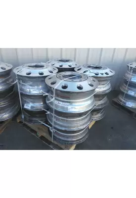 HUB PILOTED - ALUMINUM 22.5 X 8.25 WHEEL