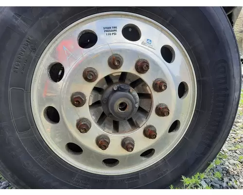 HUB PILOTED - ALUMINUM 22.5 X 8.25 WHEEL
