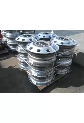 HUB PILOTED - ALUMINUM 22.5 X 8.25 WHEEL