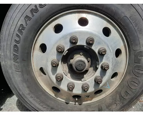 HUB PILOTED - ALUMINUM 22.5 X 8.25 WHEEL