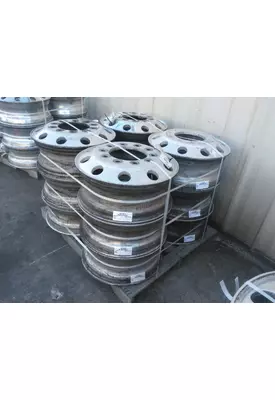 HUB PILOTED - ALUMINUM 22.5 X 8.25 WHEEL