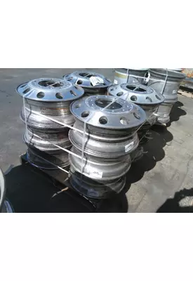 HUB PILOTED - ALUMINUM 22.5 X 8.25 WHEEL
