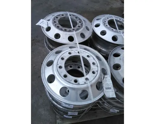 HUB PILOTED - ALUMINUM 22.5 X 8.25 WHEEL