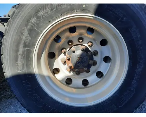 HUB PILOTED - ALUMINUM 22.5 X 8.25 WHEEL