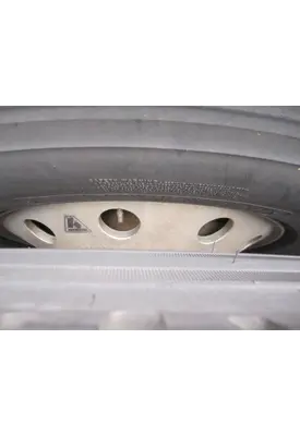 HUB PILOTED - ALUMINUM 22.5 X 8.25 WHEEL